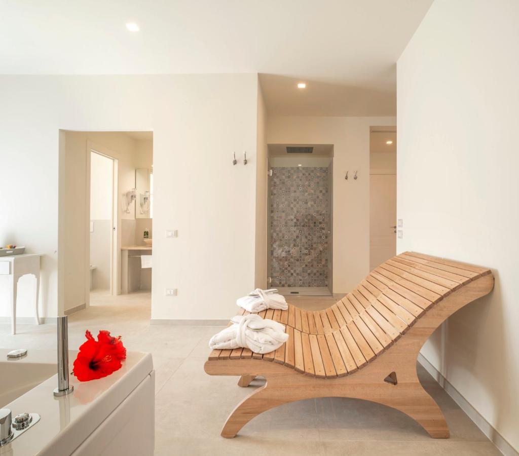 Hotel Giardino Suites&Spa นูมานา ภายนอก รูปภาพ